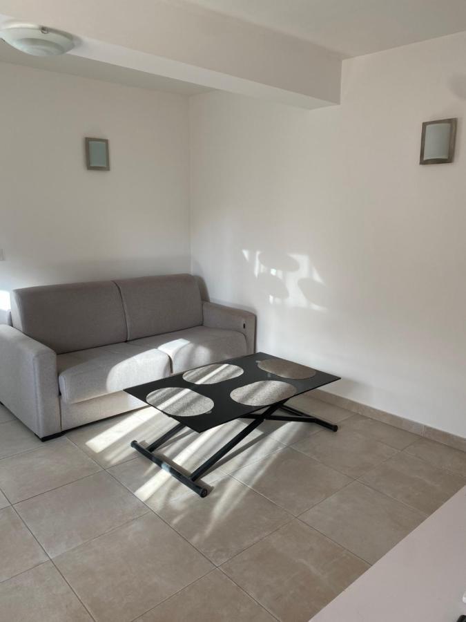 Agreable 2 Pieces En Ville Comme A La Campagne Nizza Kültér fotó